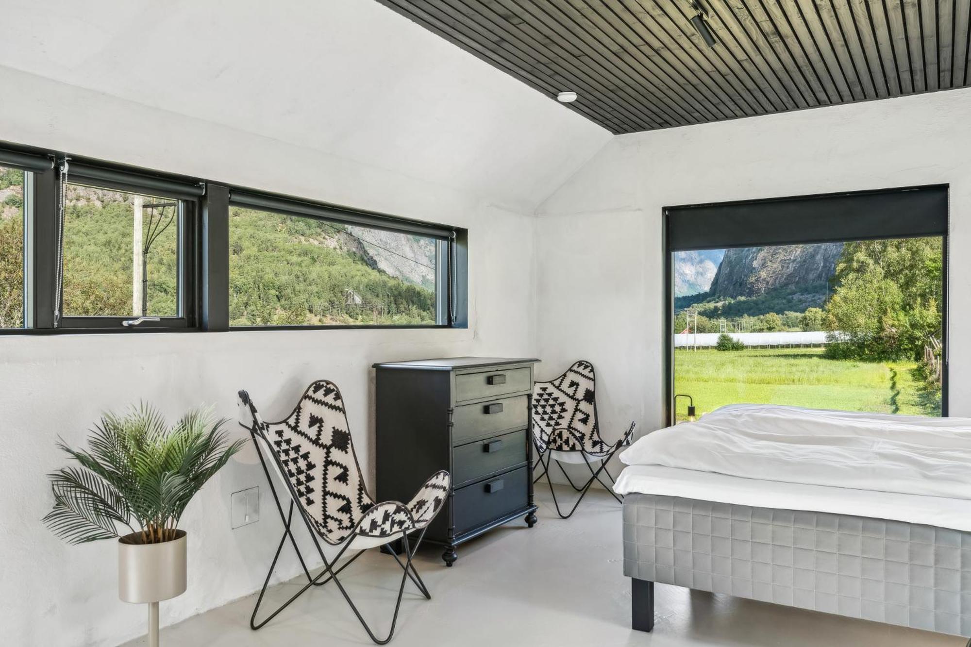 Jordeplegarden Holiday Home - Part Of A Farm - Two Buildings - Close To Flam Лердалсёйри Экстерьер фото